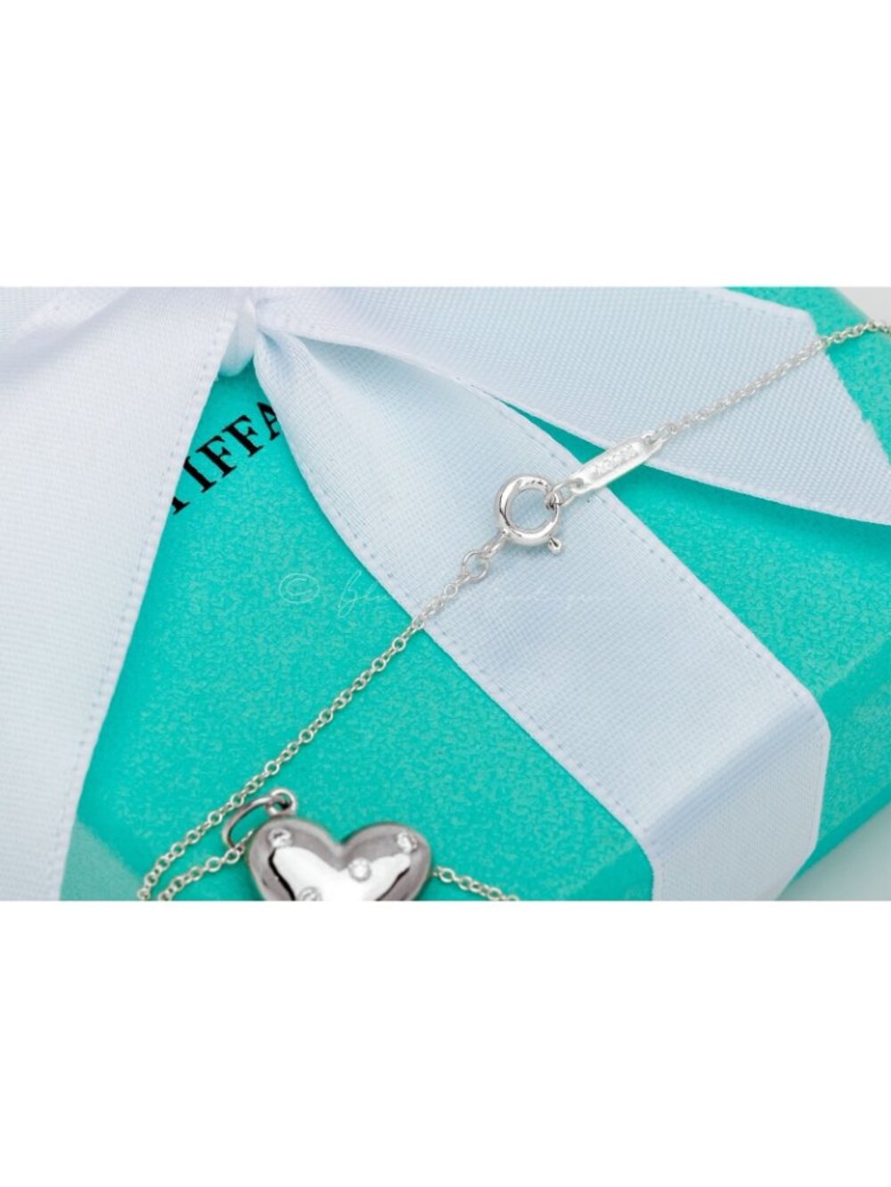 Tiffany & Co. Diamond Heart Pendant Etoile 5-Diamond Puffy Heart Necklace Silver - Picture 3 of 6
